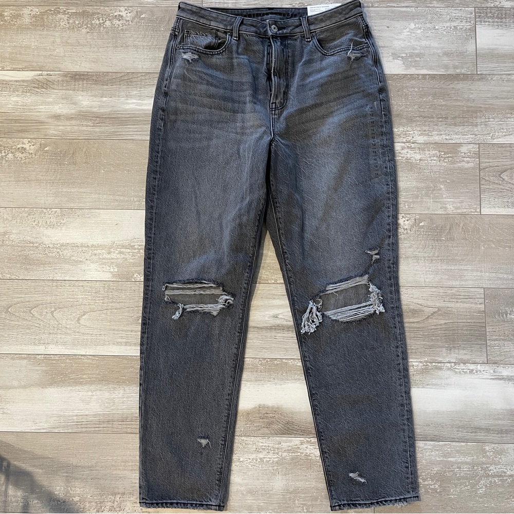American Eagle highest rise mom jean black wash
